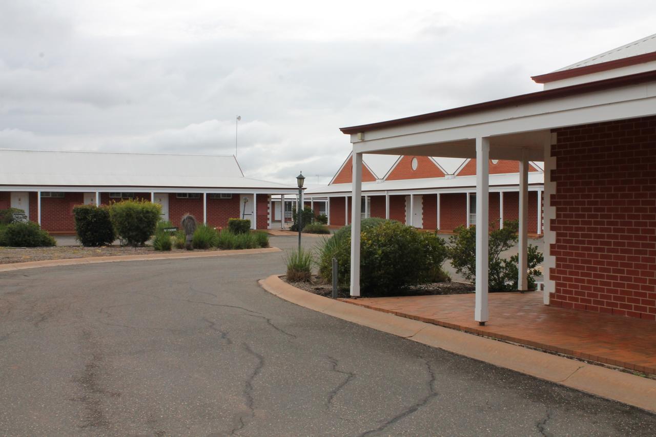 The Kidman Wayside 4*